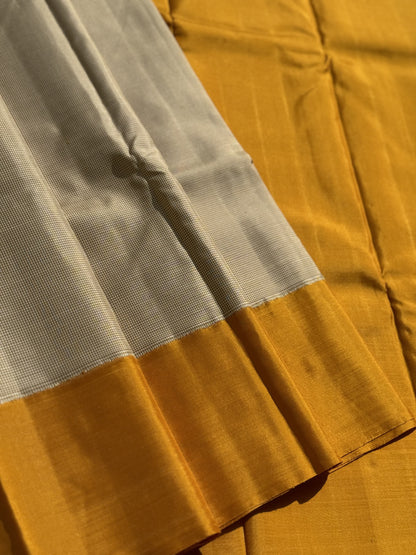 Handwoven Pure Arani Korvai Silk With kasakasa kattam in wheatish white with mustard yellow (Copy)