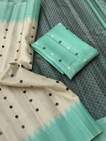 Pearlwhite with seagreen Threadwork temple korvai kuttu handwoven gadwal silk saree