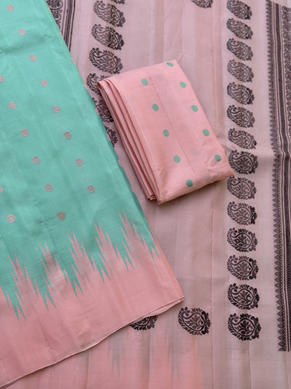 A gorgeous Seagreen with Salmonpink border temple korvai / kuttu handwoven gadwal silk saree