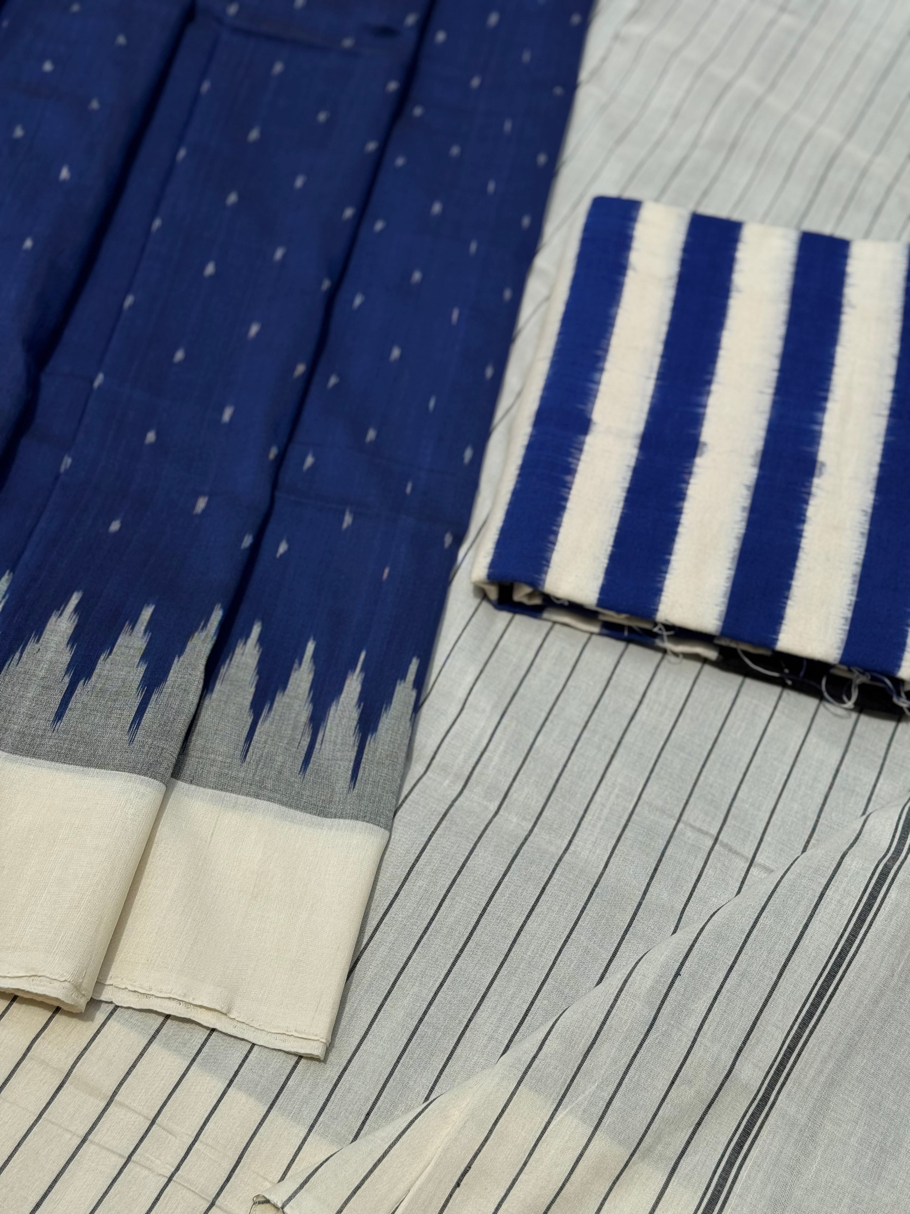 Navy blue with white handwoven weft single ikkat cotton saree