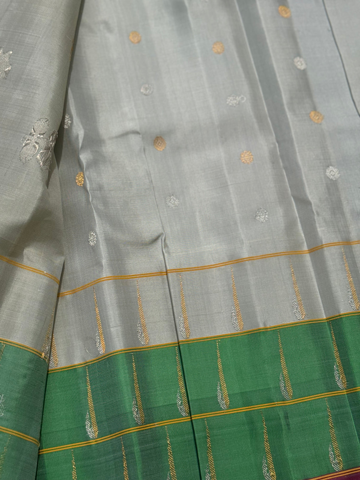 Handwoven triple muniya border inspired kuttu gadwal silk saree